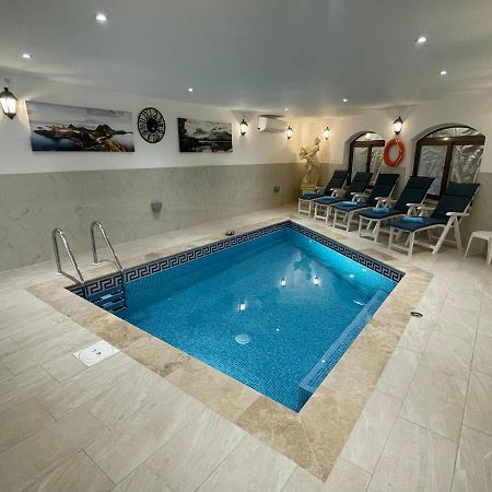 Bed and Breakfast Alina Boutique Living Вікторія Екстер'єр фото