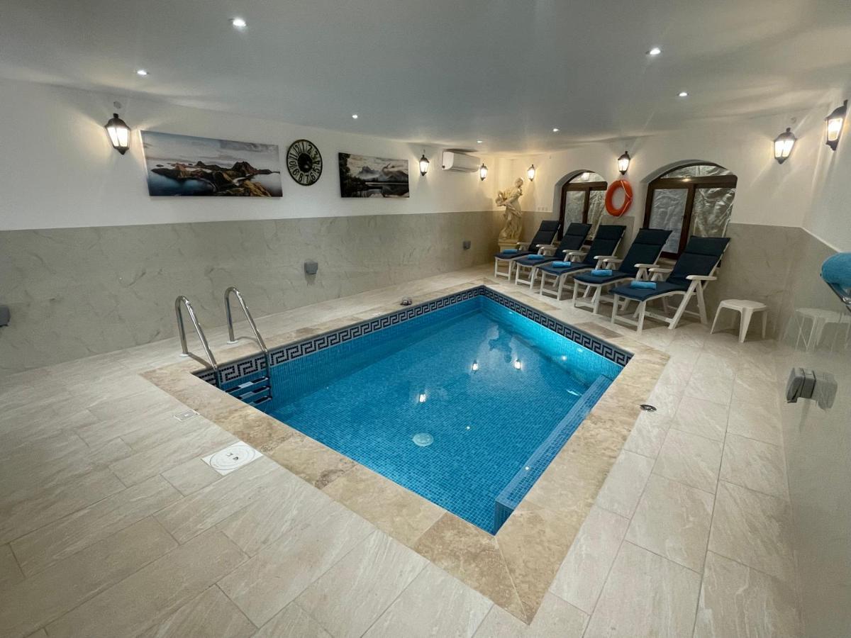 Bed and Breakfast Alina Boutique Living Вікторія Екстер'єр фото