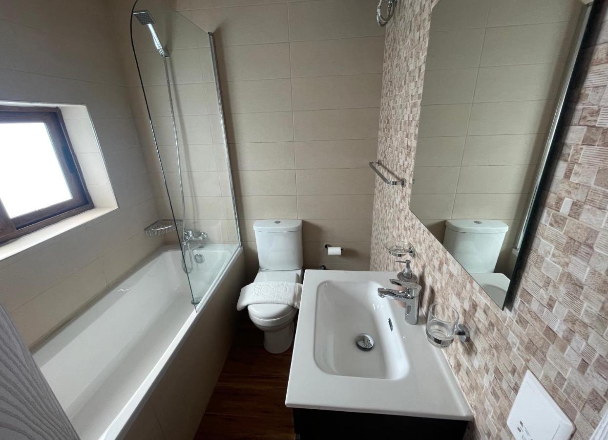 Bed and Breakfast Alina Boutique Living Вікторія Екстер'єр фото