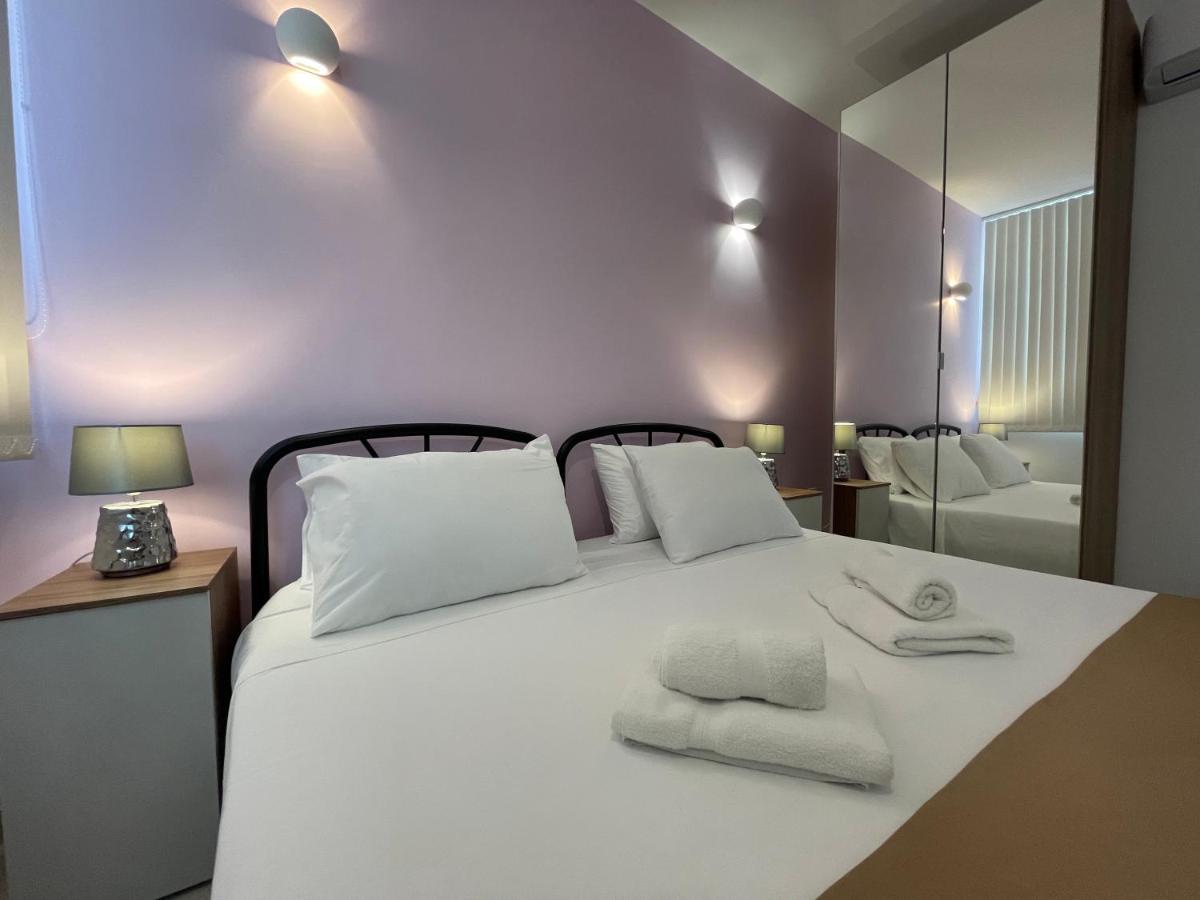 Bed and Breakfast Alina Boutique Living Вікторія Екстер'єр фото
